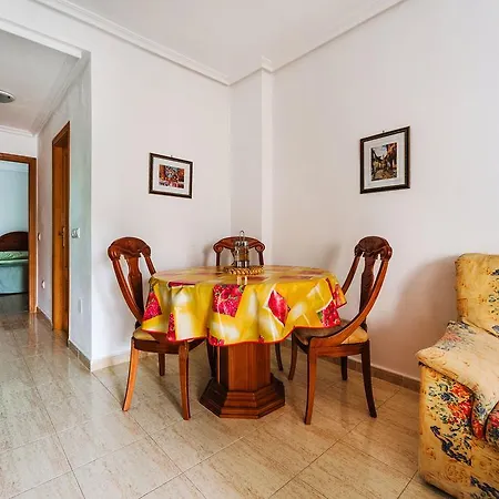 Apartment Manuel Galian 52 *