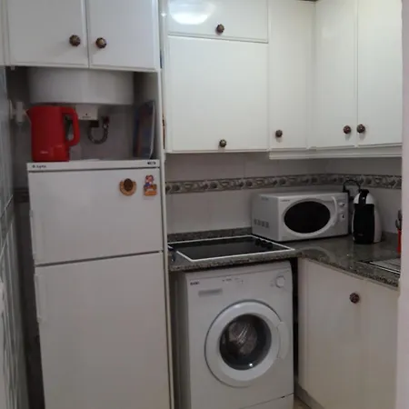 Apartment Manuel Galian 52 *