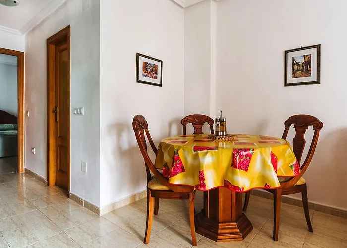 Manuel Galian 52 Apartment